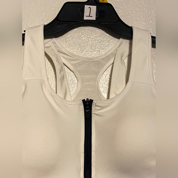 New Nike Dri-Fit Sports Bra - Picture 5 of 14